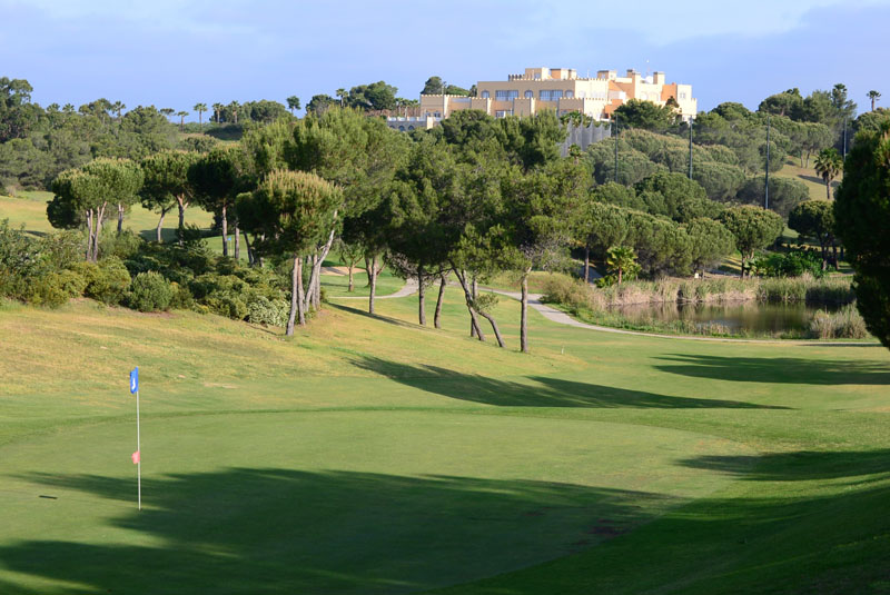 Duftender Pinienwald und Strandnähe: im Castro Marim Golf- & Country Club werden Träume wahr