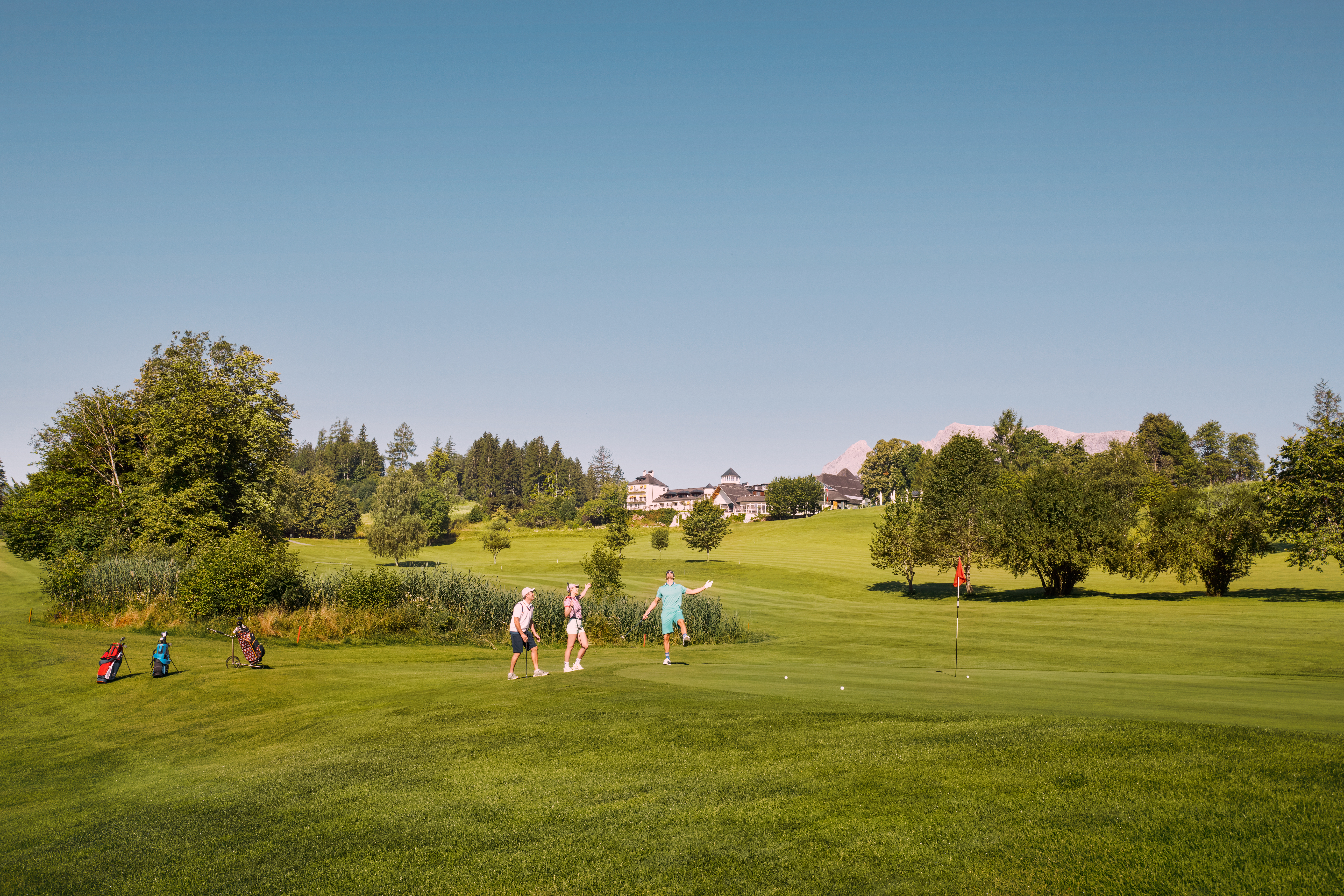 Berge, Golf und mehr bietet das IMLAUER Hotel Schloss Pichlarn 
